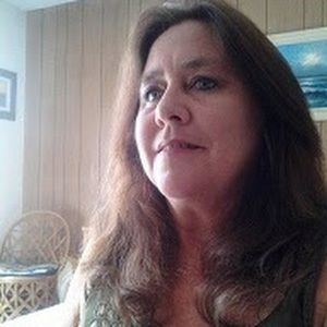 Meet your Posher, Laurie